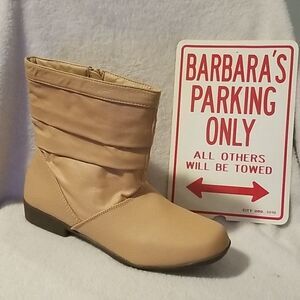 BEACON TAN ANKLE BOOTS SZ 7.5W